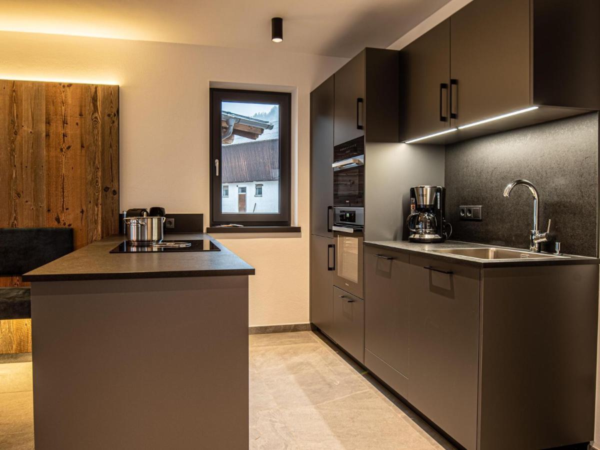 Apartment In Wald Im Pinzgau With A Carport Exterior foto